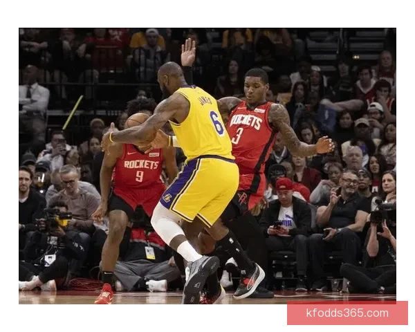 湖人双核受伤风雨飘摇詹姆斯孤身扛旗再现王者本色紫金军团命悬一线