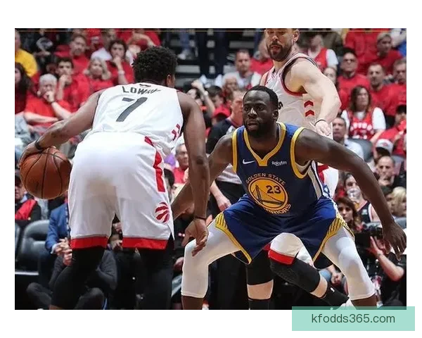 桑托斯近三场场均接近25分准星超六成 科尔盛赞弟子进步显著